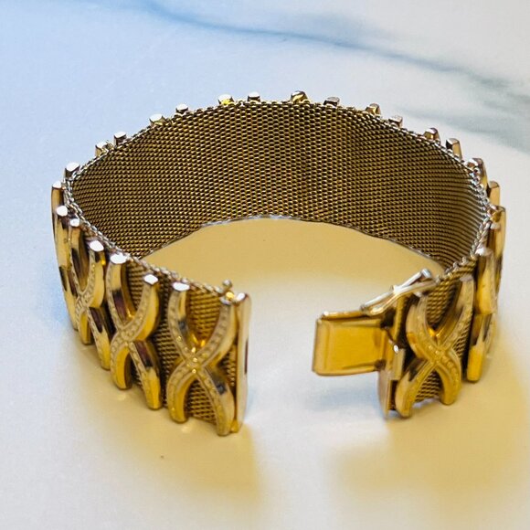 RARE Vintage 1960s Articulated Gold-tone Cuff Bracelet Hallmark "Cross 1961" - Picture 7 of 8